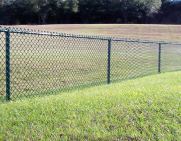 Commercial Vinyl Coated Chain Link Fence Commercial Vinyl Coated Chain Link Fence
