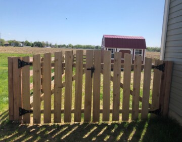 Cedar Arched Double Gate Arched Cedar Gate