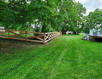 Cross Buck Fence in Lebanon Ohio wood fence installation