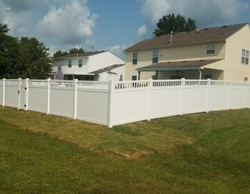 White Vinyl Privacy Fence with Spindles, Centerville vinyl fence
