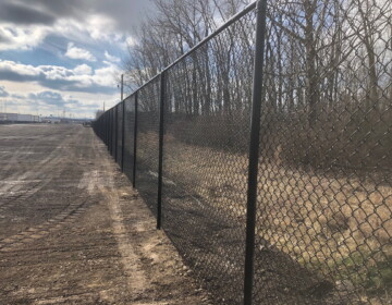 Black Vinyl Coated Chain Link Fence Commercial Black Vinyl Coated Fence