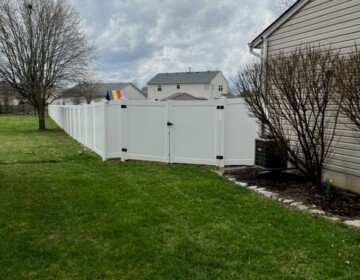 White Vinyl Privacy Fence - Double Gate in Trenton. OH White Vinyl Privacy Fence - Double Gate in Trenton. OH